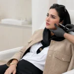 مزوژل برای لک صورت خانمی در کلینیک زیبایی دکتر خیرالهی